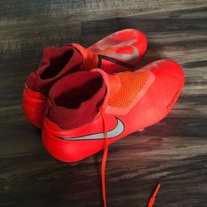 Nike Cleats Red Phatnom Vsn